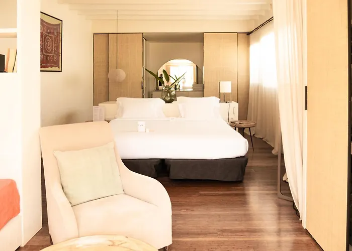 فندق Empuries 4*