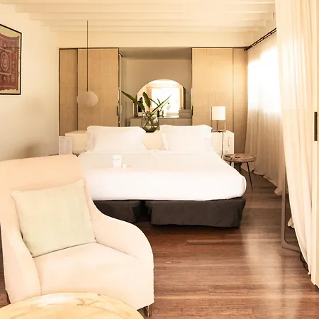 호텔 Empuries 4*