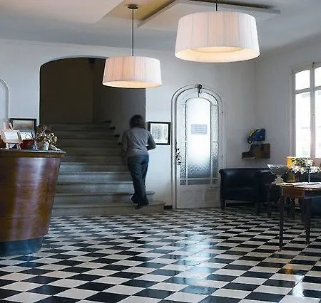 Отель Empuries Ля Эскала