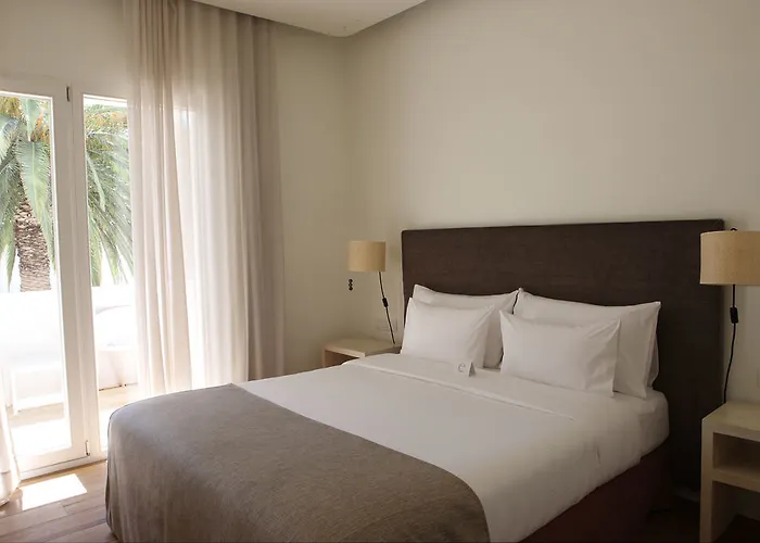 Hotel Empuries 4*